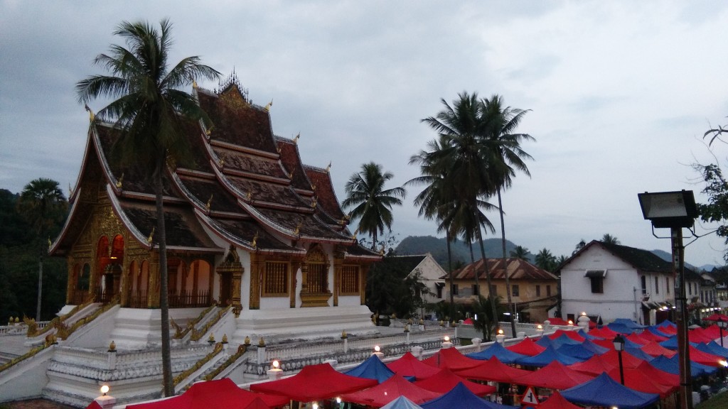 Temple with night market in front