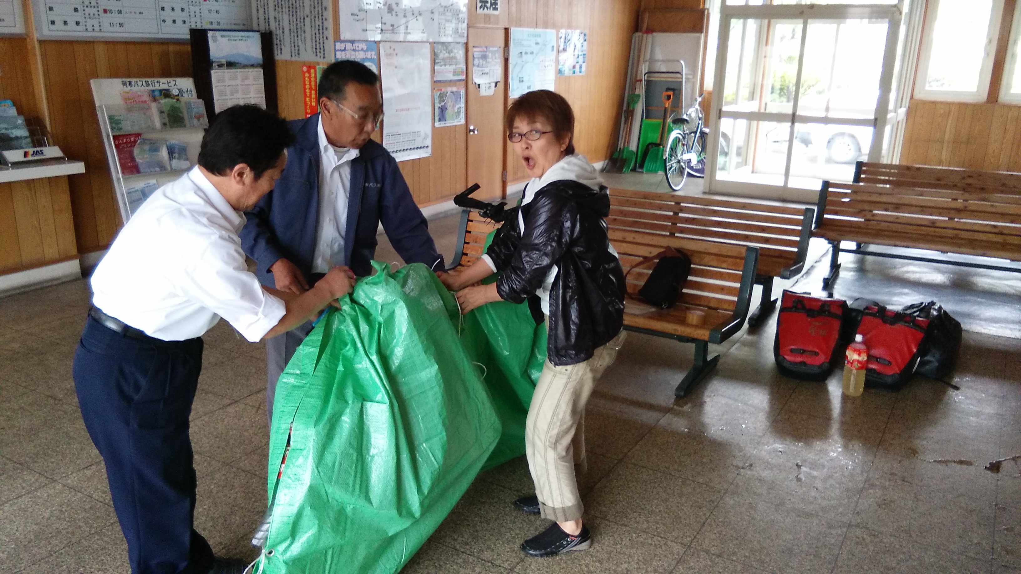 preparing the bicycle for the bus