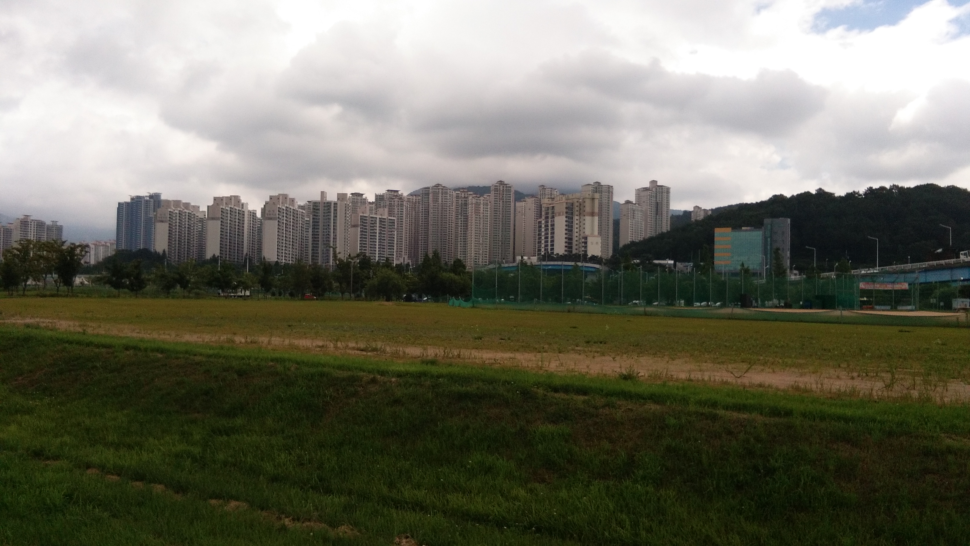 apartment buildings south korea